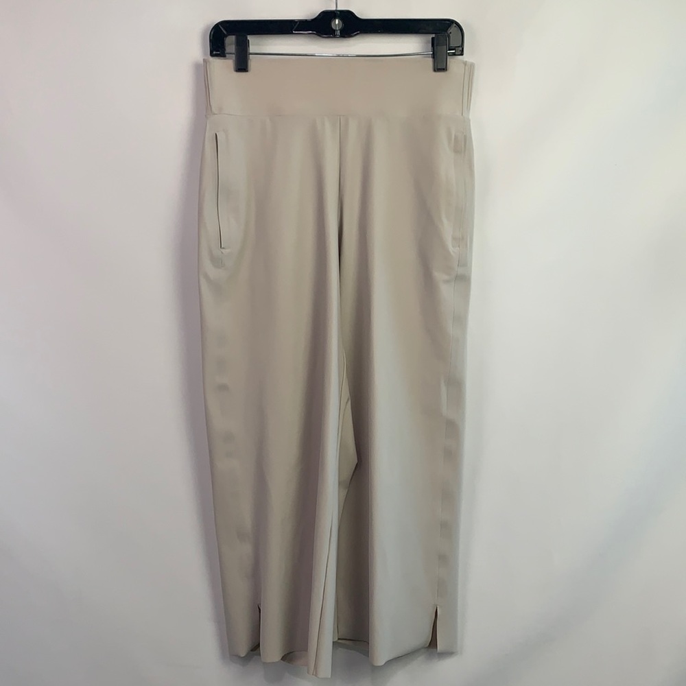 Athleta cream wide leg with pockets slacks
